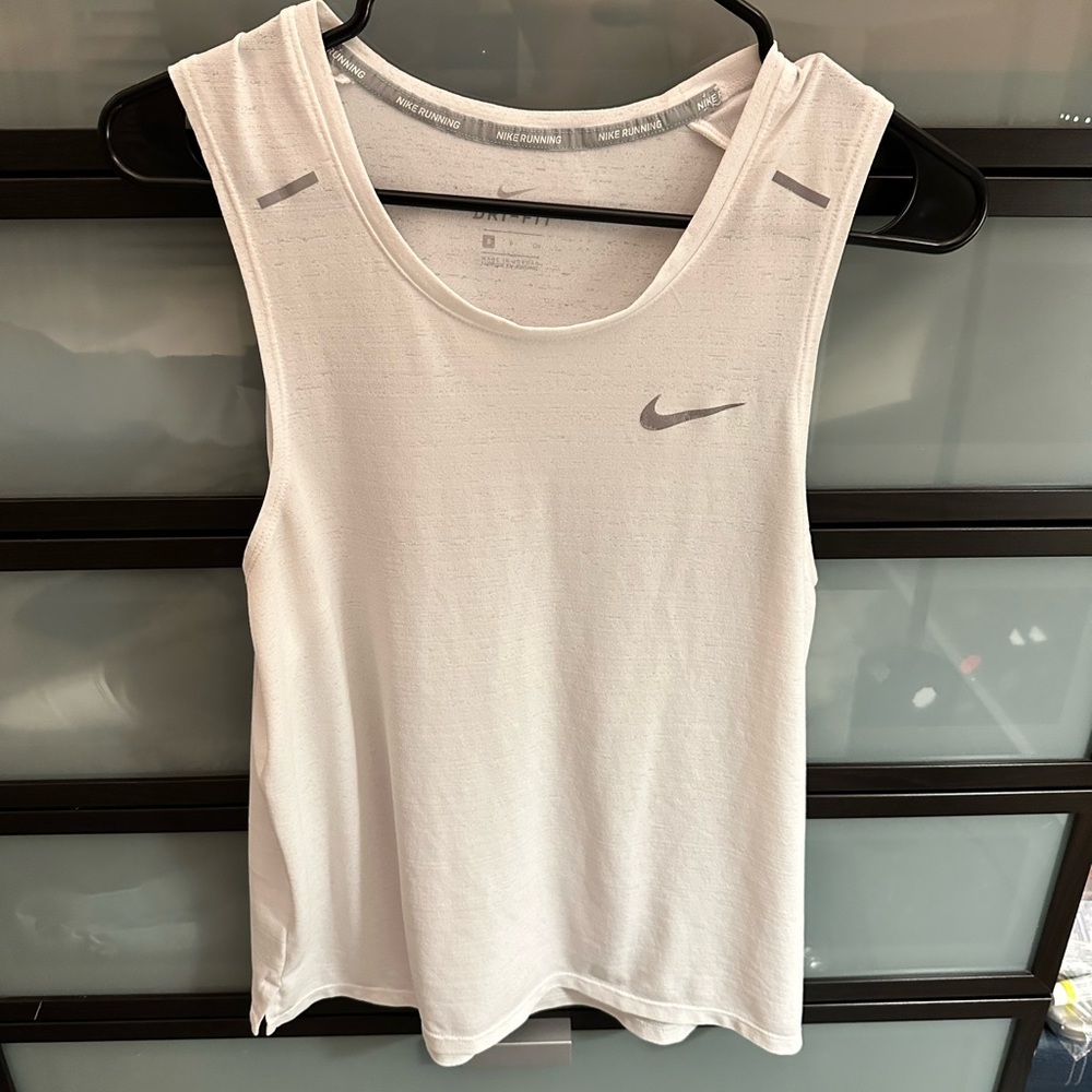 Nike tank